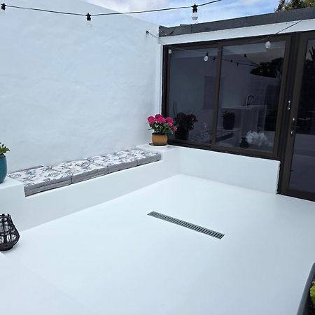 Alunita & Pirita, Habitacion Con Jardin, Terraza Y Wifi En Zona Tranquila Y Centrica Nazaret 객실 사진