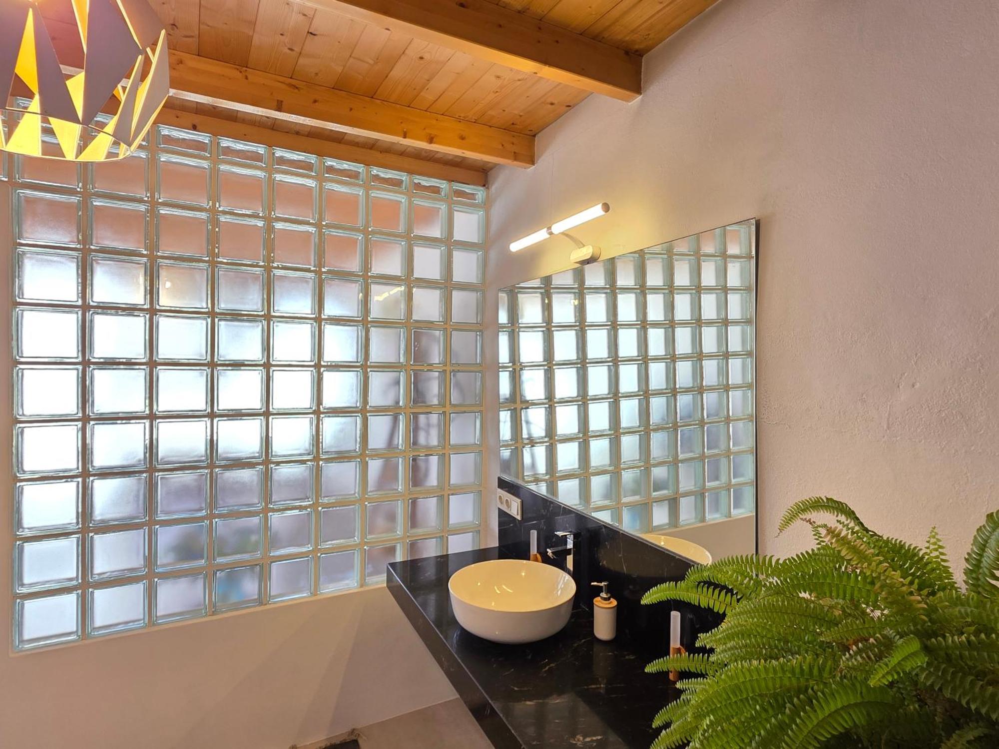 Alunita & Pirita, Habitacion Con Jardin, Terraza Y Wifi En Zona Tranquila Y Centrica Nazaret 외부 사진