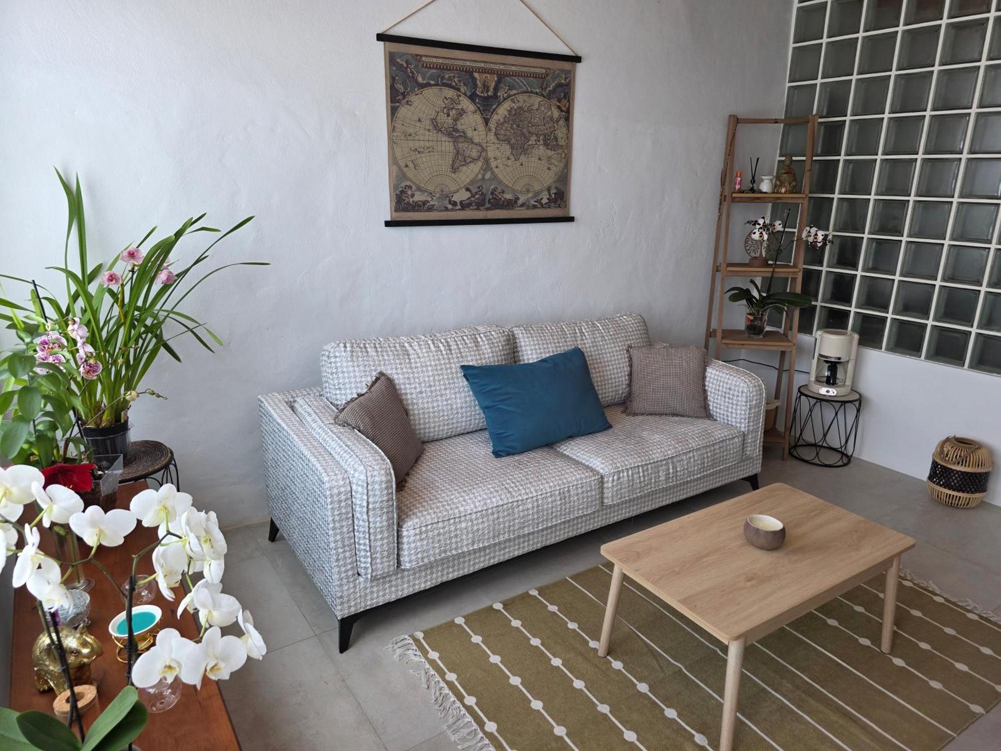 Alunita & Pirita, Habitacion Con Jardin, Terraza Y Wifi En Zona Tranquila Y Centrica Nazaret 객실 사진