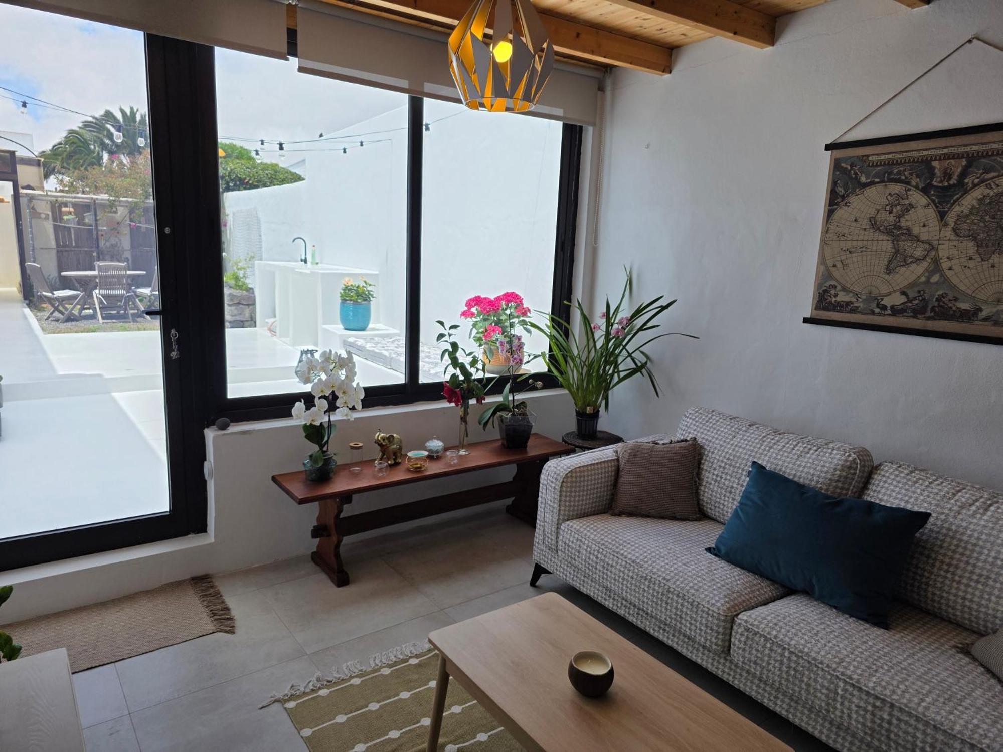 Alunita & Pirita, Habitacion Con Jardin, Terraza Y Wifi En Zona Tranquila Y Centrica Nazaret 객실 사진